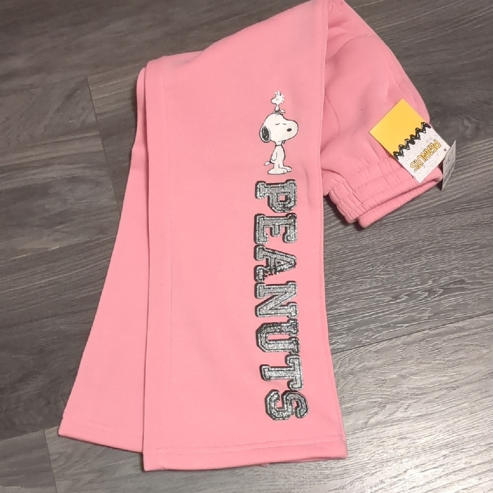 NWT PEANUTS Fleeced Sweatpants